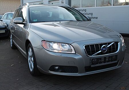 Volvo V70 Kombi Summum