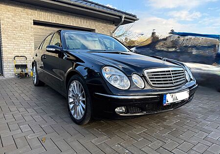 Mercedes-Benz E 200 KOMPRESSOR ELEGANCE Elegance