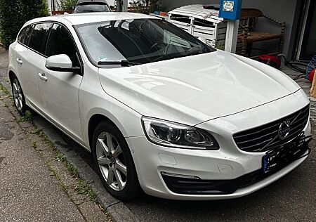 Volvo V60 D5 Geartronic Linje Svart Linje Svart
