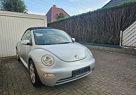 VW New Beetle Volkswagen 1.6 Cabriolet -