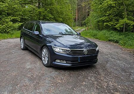 VW Passat Variant Volkswagen 2.0 TDI DSG TÜV neu