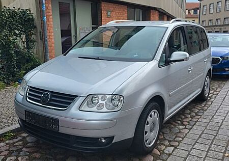 VW Touran Volkswagen 2.0 FSI Trendline Trendline