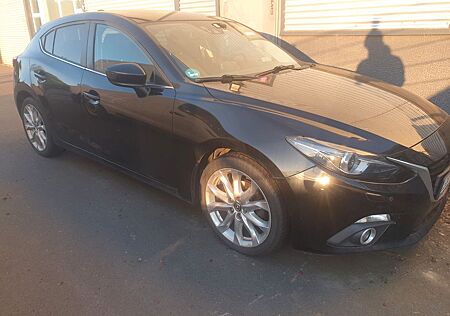Mazda 3 2.2 SKYACTIV-D 150 Center-Line Auto Center...