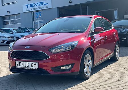 Ford Focus Lim. Sport**WENIG-KM*GEPFLEGT*8xFACH*PDC**