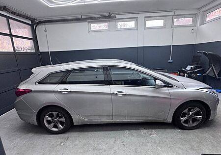 Hyundai i40 cw 1.7 CRDi Style 100kW