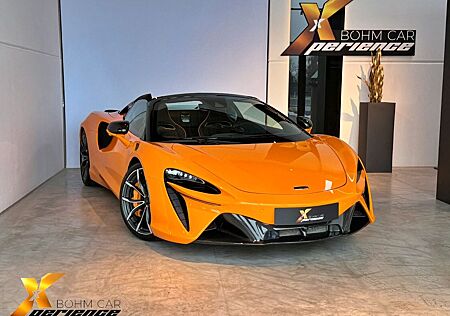 McLaren Artura Spider - Vollcarbon - B&W - 360° - Lift