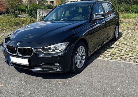 BMW 318d Touring - AHK, TÜV 2027