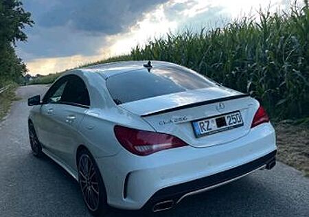 Mercedes-Benz CLA 250 DCT 4MATIC Sport Sport