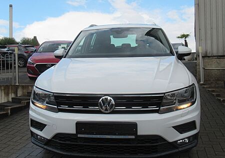 VW Tiguan Volkswagen Sound BMT/Start-Stopp 4Motion