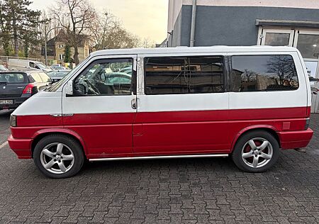 VW T4 Multivan Volkswagen T4 Wohnmobil/Bett/Klima/Tüv+Zahnriemen Neu