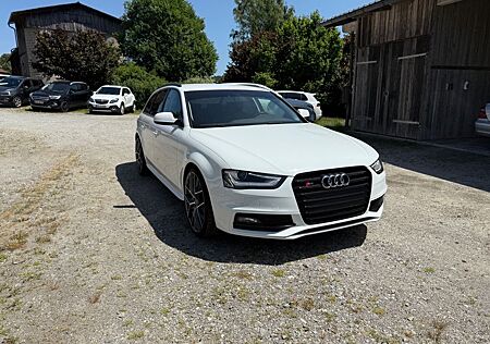 Audi A4 2.0 TDI 130kW S tr. qua. Ambition Avant A...