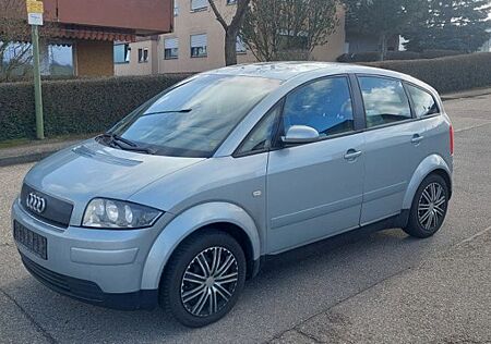 Audi A2 1.4 Klimaautomatik Alu Scheckheft