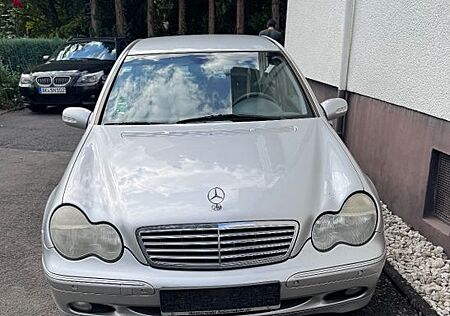 Mercedes-Benz C 180 gebraucht kaufen Mercedes-Benz C 180 ELEGANCE Elegance