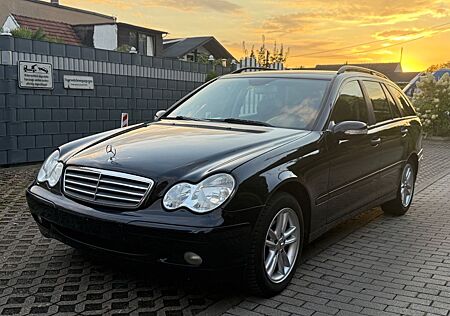 Mercedes-Benz C 220 CDI T ,Scheckheft ,AHK