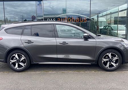 Ford Focus Turnier Active X 155PS PANO, NAVI+RFK, LED