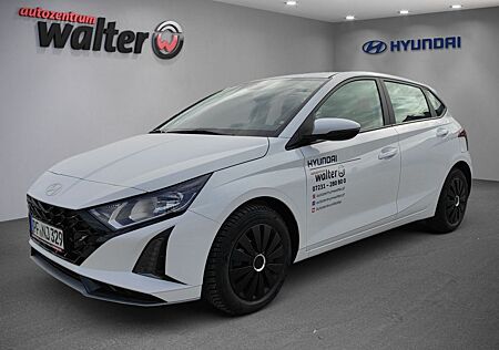 Hyundai i20 1.0l/ TREND/ Einparkhilfe hinten/ Navi