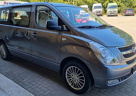 Hyundai H-1 Travel