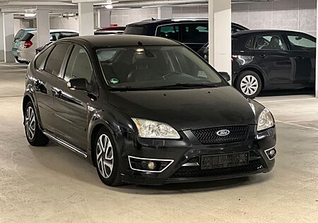 Ford Focus Lim. Titanium