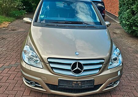 Mercedes-Benz B 200 CDI -