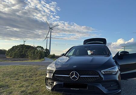 Mercedes-Benz CLA 220 Shooting Brake CLA 220 d DCT Shoot. ...