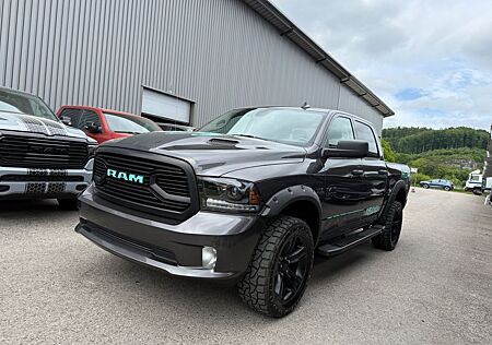 Dodge RAM 1500 HEMI 5.7L CREW CAB SPORT HOCH & BREIT