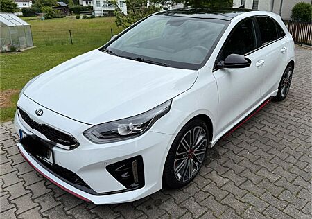Kia Cee'd Ceed GT, digitales Cockpit, Panorama, Klappenaus