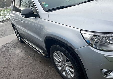 VW Tiguan Volkswagen 2.0 TDI Automatik 4MOTION Sport & Sty...