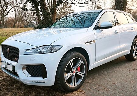 Jaguar F-Pace 30d AWD R-Sport Automatik R-Sport