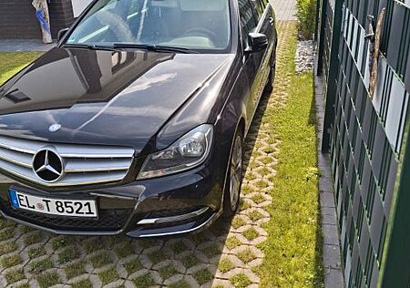 Mercedes-Benz C 220 CDI T -