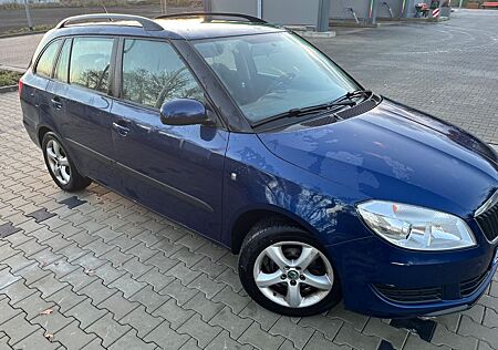 Skoda Fabia 1.2l TSI Ambiente Combi, Tüv 06/27, Ganzj.