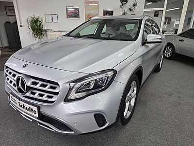 Mercedes-Benz GLA 180 DCT Urban,LED,AHK,DAB,PTS,Klimaautom.,Al
