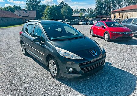 Peugeot 207 SW Forever