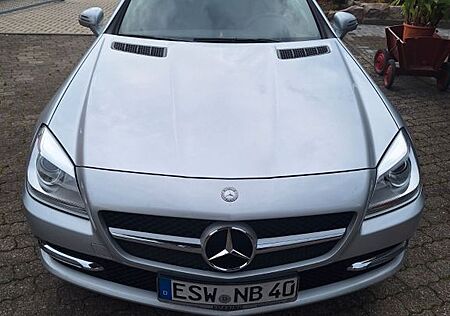 Mercedes-Benz 200