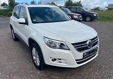 VW Tiguan Volkswagen 2.0l 4MOTION Sport Style PANO*LEDER*DSG
