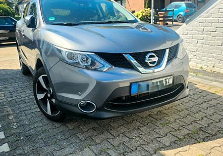 Nissan Qashqai 1.2 DIG-T Xtronic Acenta Panoramadach