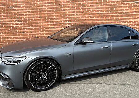 Mercedes-Benz S 63 AMG S -Klasse Lim. Lang Voll