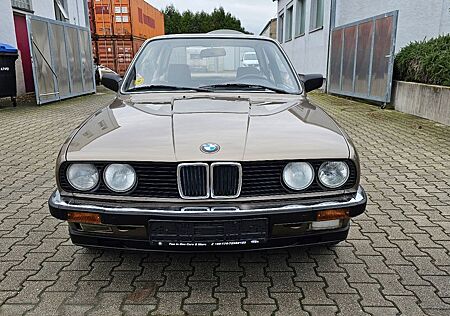 BMW 325 E Oldtimer