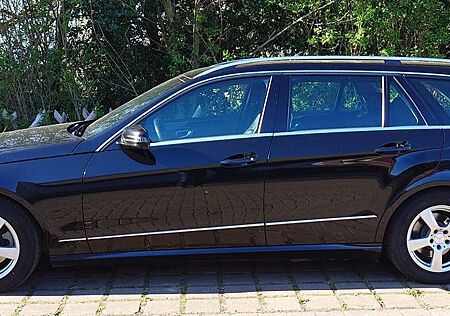 Mercedes-Benz E 200 CGI Avantg., AHK, 7G-Plus, UNFALLFREI