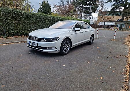 VW Passat Volkswagen 2.0 TDI DSG BMT Highline Highline