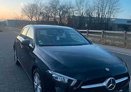 Mercedes-Benz A 200 Mercedes Benz *sehr gepflegt* Kombilimousi