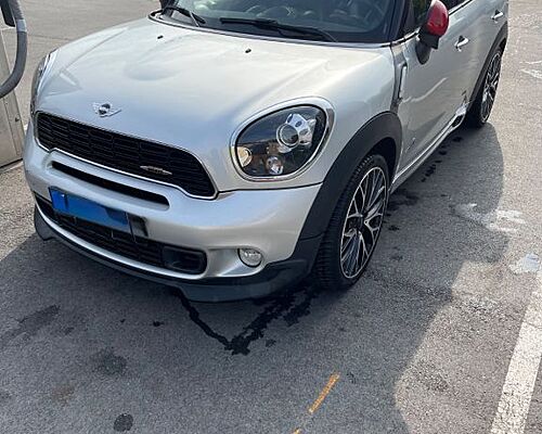MINI John Cooper Works Countryman