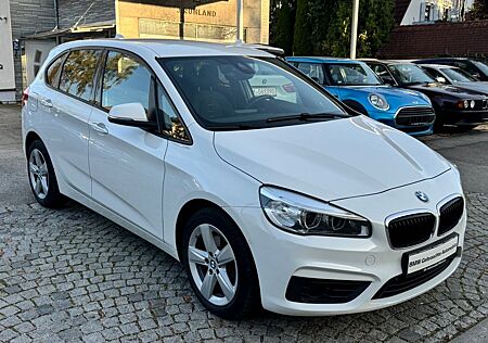 BMW 2er 220i Active Tourer - Aut. - Navi - Sportline