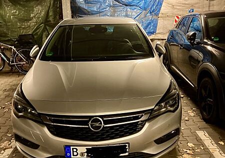 Opel Astra 1.4 Turbo 110 kw Standheizung AHK