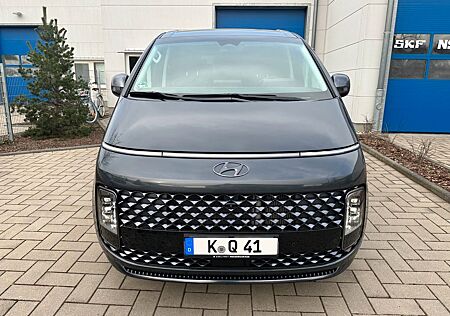 Hyundai Staria 2.2 CRDi Signature Automatik 4WD