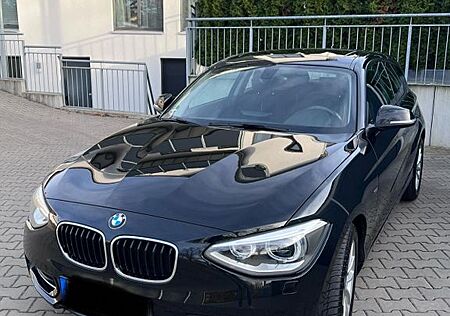 BMW 118i Sport Line (3trg) Navi,PDC,SHZ, Klima,Multi