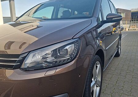 VW Touran Volkswagen 1.4 TSI DSG Highline Highline #7Sitze#AHK
