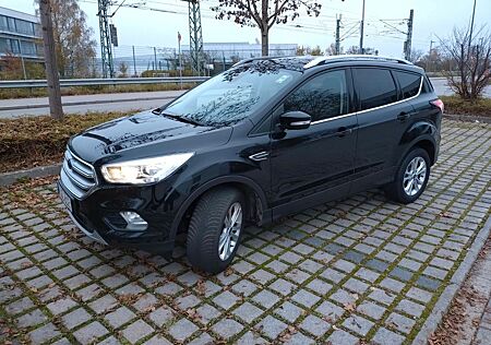 Ford Kuga 2,0 TDCi 4x4 132kW Titanium Automatik AHK