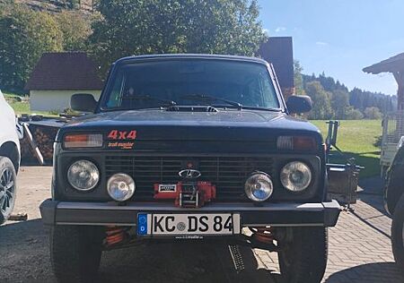Lada Taiga 4x4