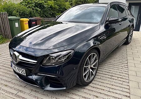 Mercedes-Benz E 63 AMG Mercedes-AMG E 63 S 4MATIC+ T Autom...