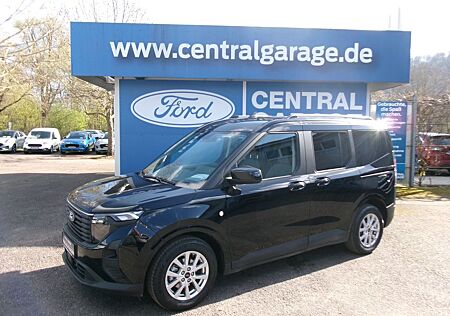 Ford Tourneo Courier 1.0 EcoBoost TITANIUM